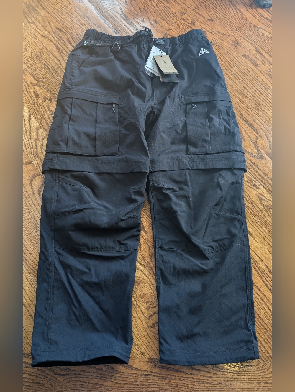 NEW! Nike ACG Men’s Black Tactical Cargo Convertible Pants Size Large